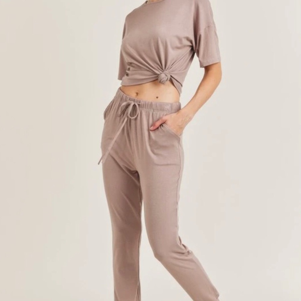 Buttery Soft Kimberly C Lounge Set (Brand NEW!)